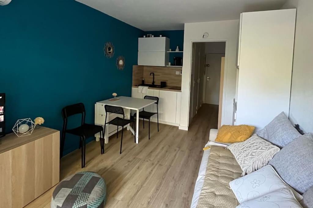 Studio Bord De Mer Boulouris A Saint Raphael Extérieur photo